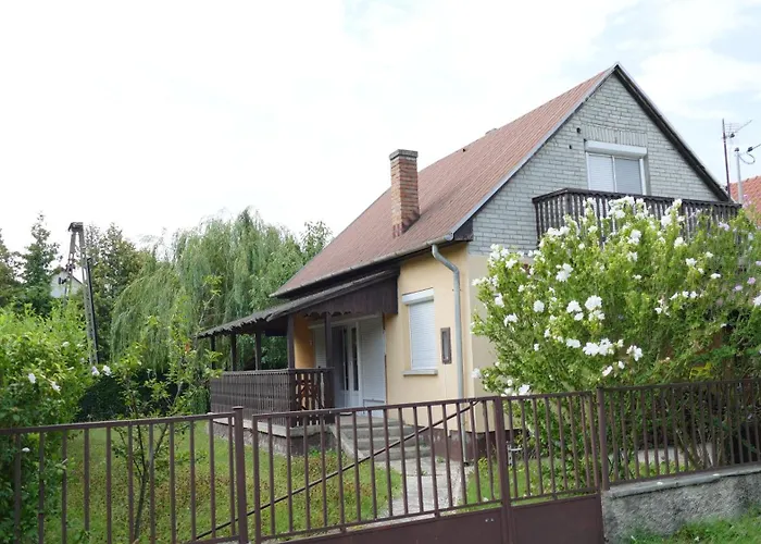 Casa de Férias Nádor Lak Fonyód